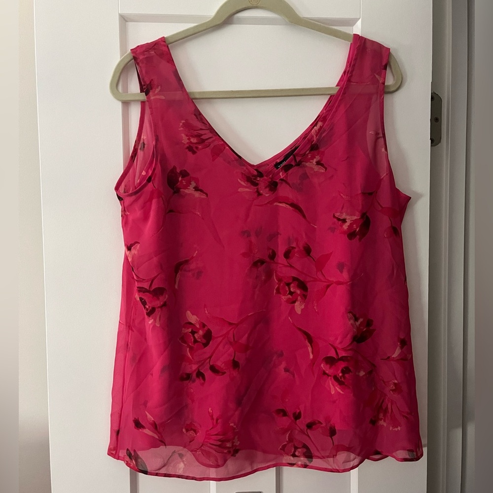 White House Black Market Convertible V Neck Cami
